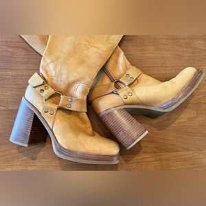 Frye KARMA Tan Leather Heeled Boots